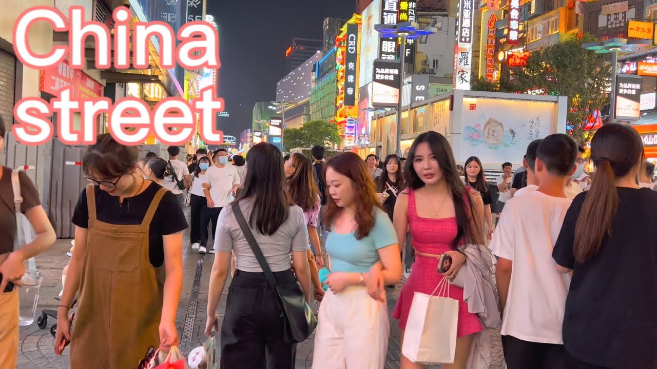 長沙黃興廣場街拍美女Bar Street, Nightlife,China Girl, 4k China Walk,Changsha City ...