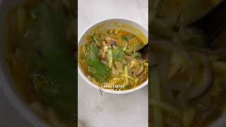 SUPER UNIQUE AND DELICIOUS NYONYA LAKSA IN PENANG | Granny Q Lemak Laksa