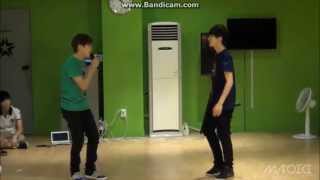 130718 SEVENTEEN TV Soonyoung + Seunggwan sing 'When The Door Closes' - BEAST (두준, 동운)