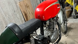 Ducati250R 2台のレーサーの競演⁉️点火系は❓ #ドゥカティシングルナローケースエンジン #マーク3 #マッハ1エンジン