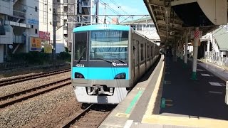 南柏駅を出発する常磐緩行線小田急車両の4000形