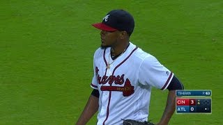 CIN@ATL: Teheran gets Suarez to chase for the out