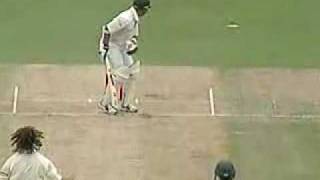 Ashwell Prince not given out to Andrew Symonds