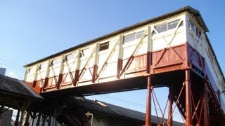 日本最古の跨線橋　JR武豊線　半田駅　The oldest overpass in Japan