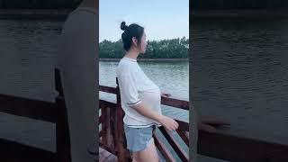 小姐姐直播美女阿姨出游 #shorts