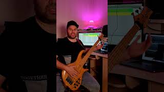 ПРЕИМУЩЕСТВА И ФИШКИ ПЯТИСТРУННОЙ БАС ГИТАРЫ / 5 string bass #shorts