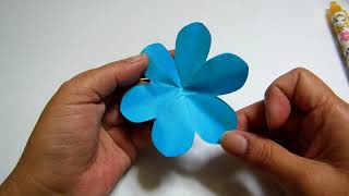 DIY molde em formato de flor para forminhas