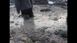 Sink In Deep Mud Hole With Neopren And Mask Pakvim Net Hd