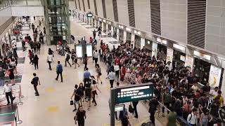 Bishan MRT During Peak Hour