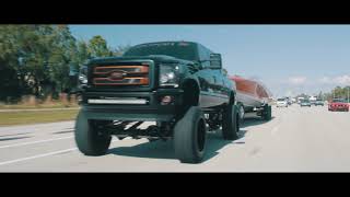 Donzi 38 ZRC - Towing With BulletProof Hitches