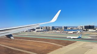 American Airlines A321 landing in Los Angeles parallel to a Delta Boeing 767