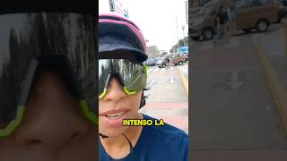 Trafico intenso de viernes en Lima, pero en bicicleta jamas se siente 😎✌🇵🇪 #bicicleta #trafico #peru