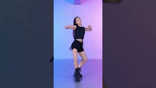 13-year-old Yejin's solo dance!😍🙈