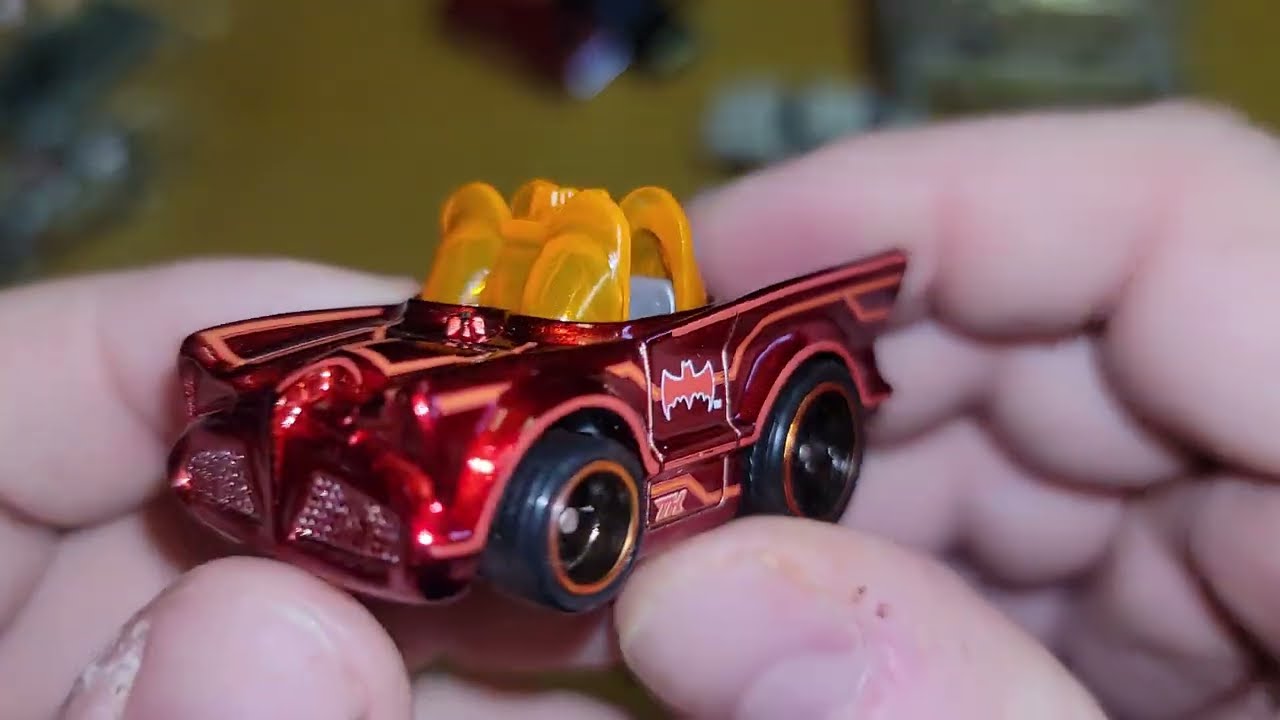 2023 Hot Wheels Super Treasure Hunt STH # Classic TV Series Batmobile ...