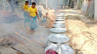 গ্রামে একসাথে অনেকগুলো পাতিল লারকি চুলায় রান্না। ভুরভুরিয়া গ্রাম বাঞ্ছারামপুর বি-বাড়িয়া