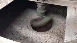 napkin toilet tissue paper pulp making line waste paper crush mixed with water