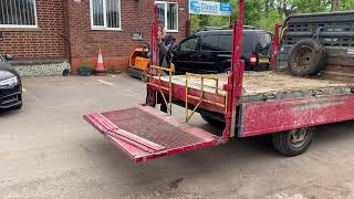 Ford transit tail lift NL58UEV