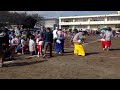 幼稚園の運動会 デカパン競争