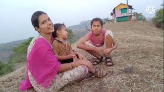 15 दिवसानंतर पडलो घराबाहेर, समुला टेकडीवर मजा आली |Samu and Family Vlogs| Indian Village Life|