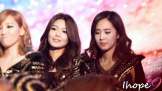 SNSD 111229 Seohyun fancam After stage @ SBSpopfest.