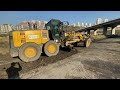 komatsu greyder yol tesfİye Şev kesme ÇaliŞmasi road leveling slope cutting work is awesome