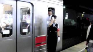 東急　東横線(109)・・・女性の車掌さん