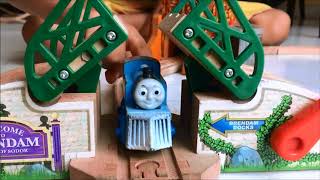 Thomas & Friends Wooden Railway and BRIO Tunnel and Subway Toy Trains Video for Kids!