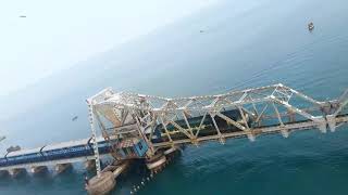 Train crossing dangerous PAMBAN Bridge - Rameswaram - Sea Bridge - Indian Railways