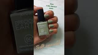 Esmalte @avon  Línea precious earth #short