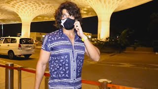 LIGER Vijay Deverakonda Spotted At Mumbai Airport Departure