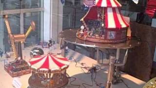 Mechanical carnival toys