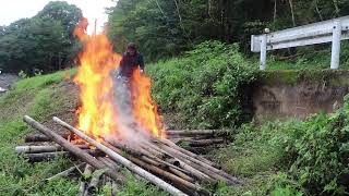 Burning efficiency is improved! Advancement in field cultivation by incinerating dead bamboo!