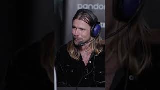 Lukas Nelson is the "Food Tester" on Thanksgiving😂 #shorts #thanksgiving #lukasnelson | SiriusXM