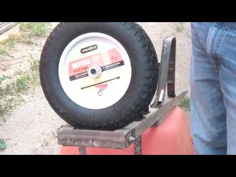 How to change a wheelbarrow tire How to change a wheelbarrow tire