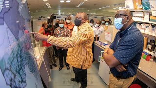 WOW!! SEE PRESIDENT UHURU TOURING KILIFI KEMRI, A WORLD RENOWNED HEALTH RESEARCH FACILITY!!