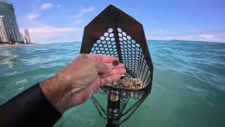 Beach Metal Detecting Underwater Finds More Lost Old Jewelry!