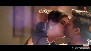 kissing scene in hate story 3 movie by zarine khan and karan grover