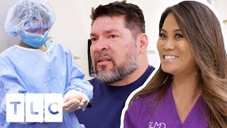 Dr Lee Amused - Bodybuilder Dad Is More Scared Of Surgery Than His Daughter | Dr Pimple Popper