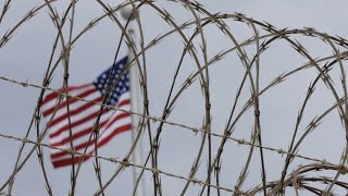 Trump oo durba qaaday talaabooyin xasaasi ah| isagoo xusay in muhaajirinta la geyn doono Guantanamo.