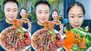 Rural Food Eating Show Sweet Potato, Braised Pork and Stir-fried Vegetables