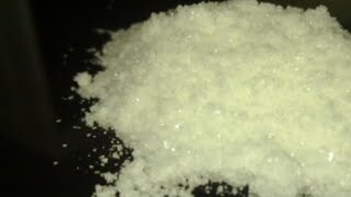 WHAT IS MEPHEDRONE OR MEOW MEOW DRUG? EXPLAIN IN HINDI?