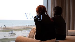 Travel Vlog （下）｜入住阿那亚最美海边酒店｜床上看日出｜阴天的教堂｜治愈之旅｜Zean