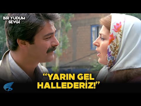 Bir Yudum Sevgi Türk Filmi | Aygül, Cemal'e İlgi Duyuyor! - YouTube