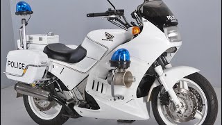 白バイVFR750P RC35と市販車VFR750F RC24外見を比較