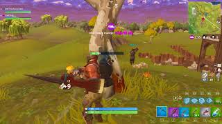 fortnite jak zrobic misje szukaj miedzy basenem parasolem i wiatrakiem - misje fortnite