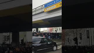 Werder Bremen Fans auf dem weg zum Mainz Stadion