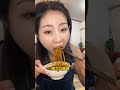 锅底三块的重庆小火锅，西安餐饮街已经卷成这样了嘛！这盘肉一上来我就看出来老板很实在 去浪吧就现在