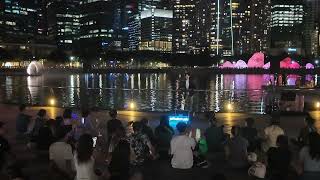 Jeff Ng Busking during ilight Singapore 2024