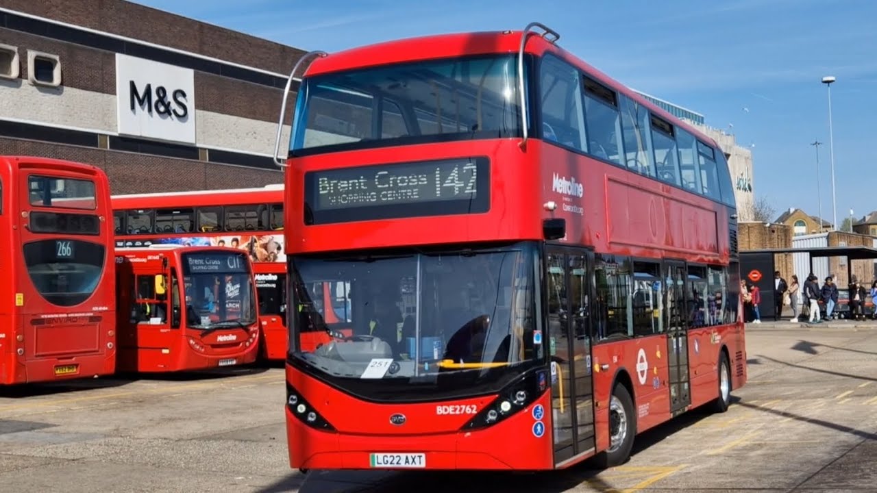 FULL JOURNEY | LONDON BUS 142 BRENT CROSS - WATFORD JUNCTION (LG22AXT ...