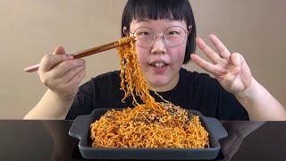 SPICY FIRE NOODLES BULDAK ASMR MUKBANG(EATING SHOW)